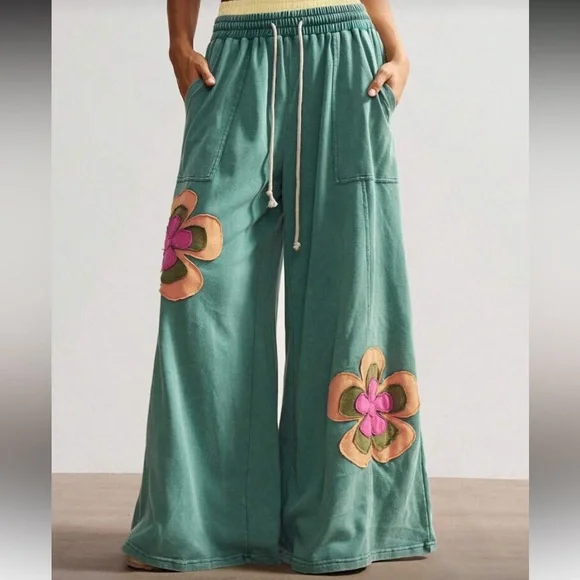 Flower patchwork pants wide leg green pink Floral Embroidered Wide-Leg Pants - Picture 2 of 6
